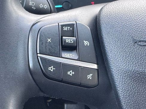 Used 2022 Ford Escape SE w/ SE Sport Appearance Package FWD image 9