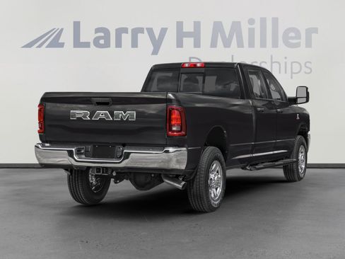Used 2025 RAM 3500 Laramie image 2