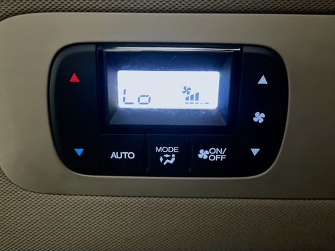 Used 2016 Honda Odyssey Touring Elite image 20