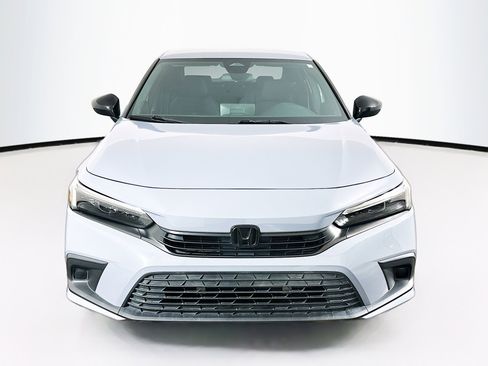 Used 2022 Honda Civic Sport image 2