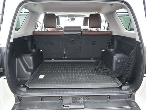 Used 2023 Toyota 4Runner Limited AWD/4WD image 17