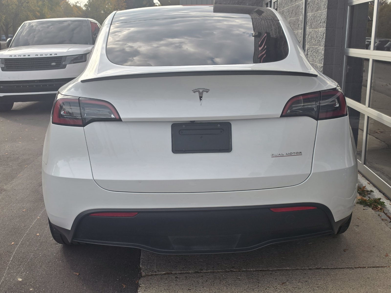 Used 2023 Tesla Model Y Performance AWD/4WD image 5