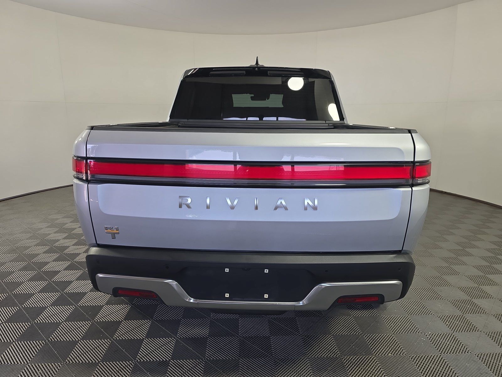 Used 2022 Rivian R1T Launch Edition AWD/4WD image 4