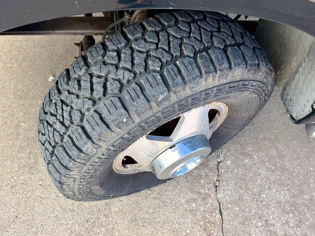 Used 2003 Ford F350 Lariat AWD/4WD image 29