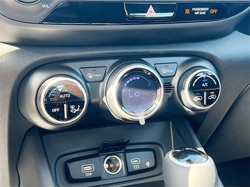 New 2026 Hyundai Venue SEL image 15