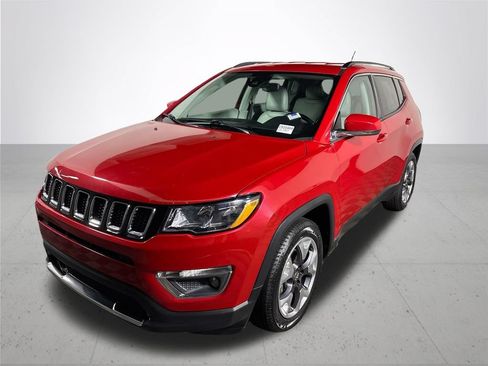 Used 2021 Jeep Compass Limited FWD image 2