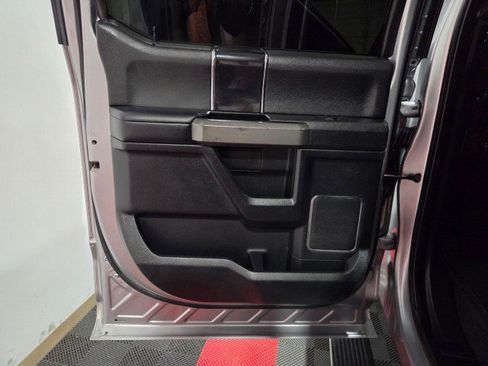 Used 2020 Ford F350 Platinum w/ FX4 Off-Road Package image 36