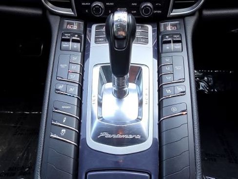 Used 2015 Porsche Panamera 4 AWD/4WD image 14