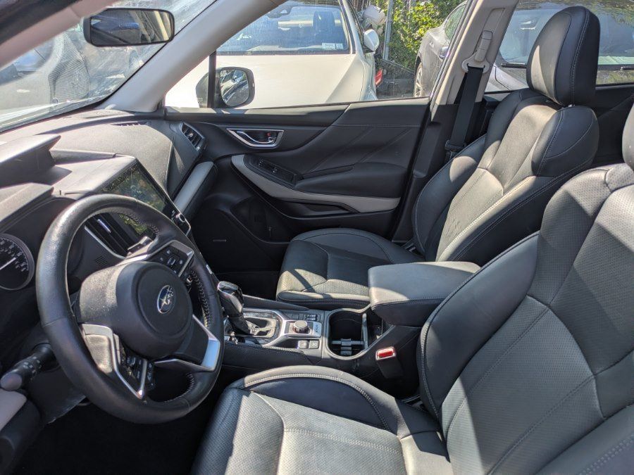 Used 2024 Subaru Forester Limited AWD/4WD image 10