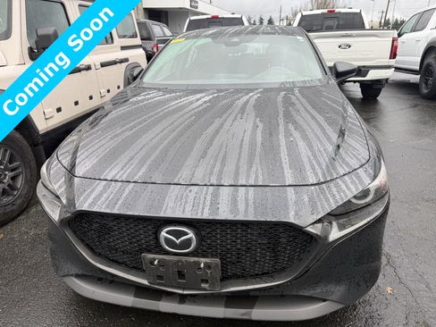 Used 2019 MAZDA MAZDA3 Premium image 2