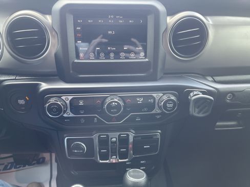 Used 2020 Jeep Gladiator Sport w/ Quick Order Package 24S image 24