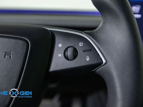 Used 2025 Tesla Model 3 Long Range AWD/4WD image 17