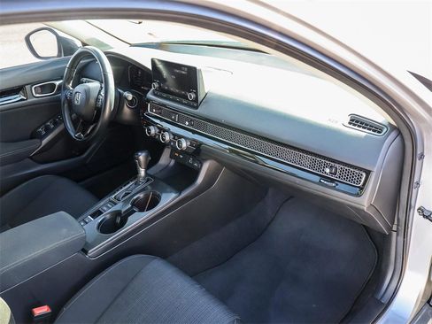 Used 2022 Honda Civic EX image 15