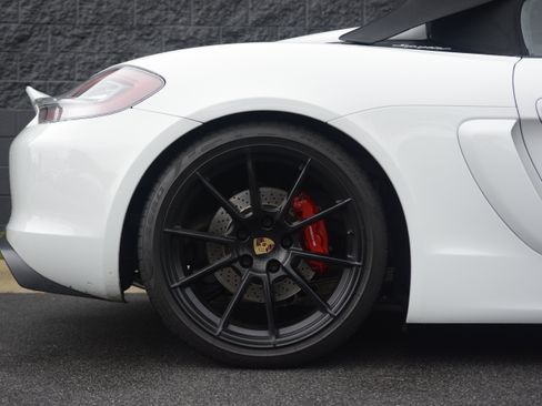 Certified 2016 Porsche Boxster Spyder RWD image 37