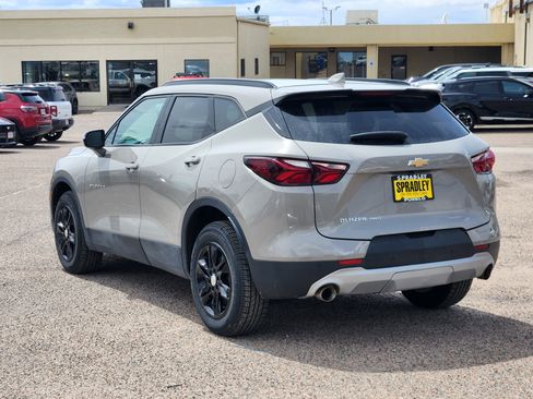 Used 2021 Chevrolet Blazer LT AWD/4WD image 3
