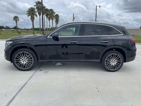 New 2025 Mercedes-Benz GLC 300 image 4