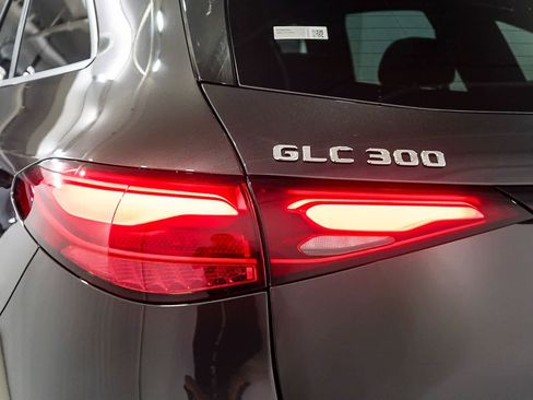 Certified 2026 Mercedes-Benz GLC 300 image 9