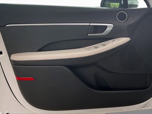 Certified 2025 Hyundai Sonata SE FWD image 22