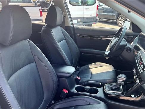 Used 2024 Kia Seltos EX FWD image 7
