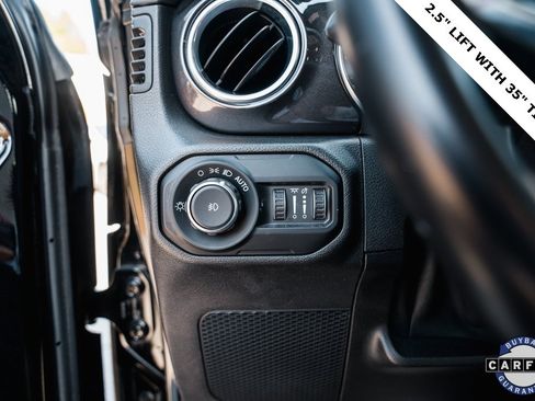 Used 2021 Jeep Wrangler Unlimited Sahara image 14