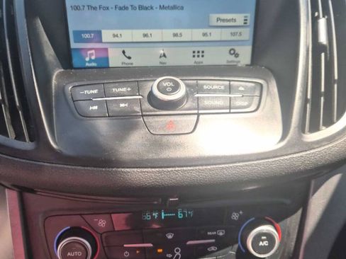 Used 2018 Ford Escape SEL w/ Canadian Touring Package AWD/4WD image 7