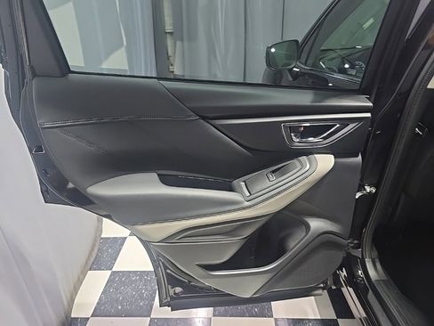 Used 2023 Subaru Forester Limited image 16