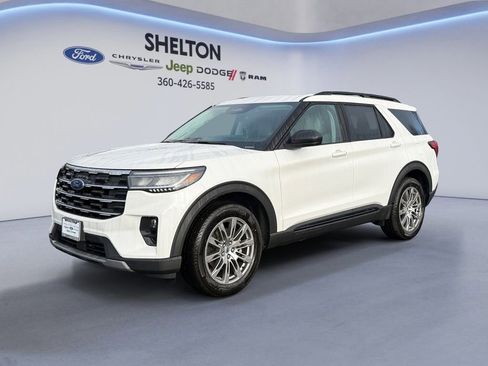 New 2026 Ford Explorer Active w/ Active Comfort Package AWD/4WD image 1