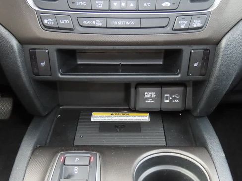 Certified 2022 Honda Passport TrailSport image 22