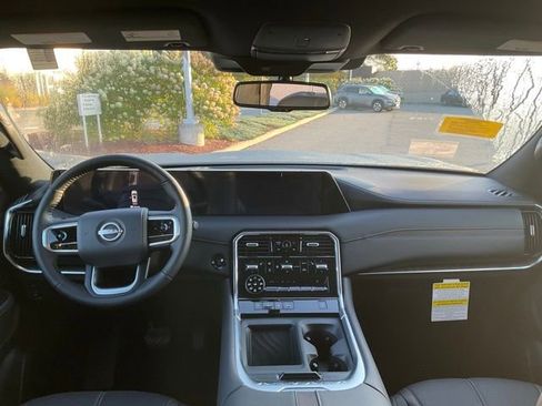 New 2026 Nissan Armada SL w/ Captain's Chari Seat Package AWD/4WD image 16