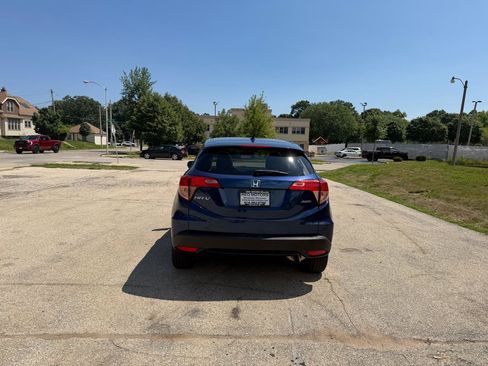 Used 2016 Honda HR-V EX image 6
