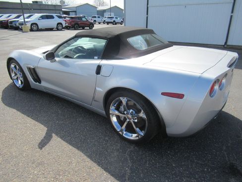 Used 2010 Chevrolet Corvette Grand Sport w/ Preferred Equipment Group RWD image 7