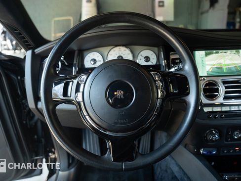 Used 2016 Rolls-Royce Ghost image 20