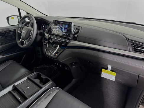 New 2026 Honda Odyssey Touring image 40