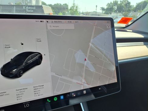 Used 2019 Tesla Model 3 AWD/4WD image 11