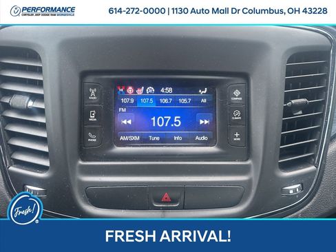Used 2015 Chrysler 200 S w/ Comfort Group image 19