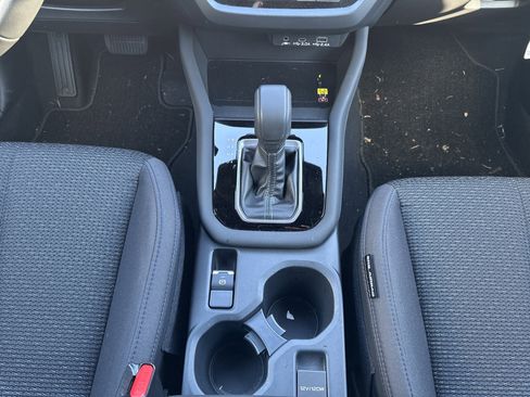 Certified 2025 Subaru Forester Premium image 28