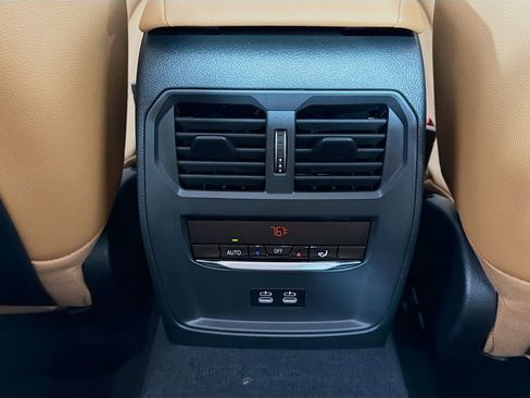 New 2026 BMW 330i xDrive Sedan w/ Premium Package image 27