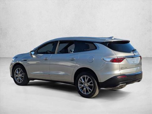 Used 2022 Buick Enclave Premium image 8