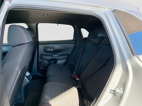 Used 2025 Honda HR-V Sport image 23