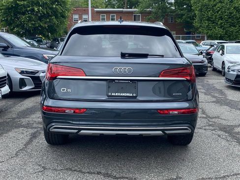 Used 2023 Audi Q5 2.0T Premium w/ Convenience Package AWD/4WD image 4