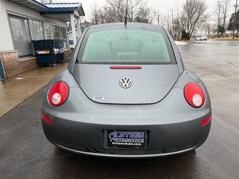 Used 2007 Volkswagen Beetle Coupe w/ Year End Package image 4