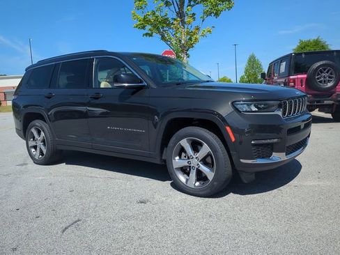 Certified 2022 Jeep Grand Cherokee L Limited AWD/4WD image 1