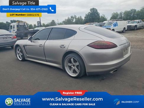 Used 2011 Porsche Panamera RWD image 3