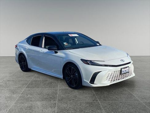 Certified 2025 Toyota Camry XSE FWD image 7