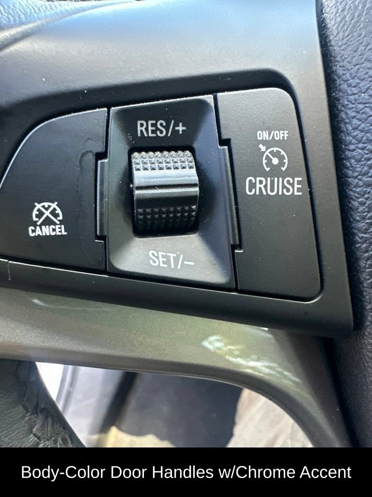 Used 2018 Chevrolet Trax LT w/ Redline Edition AWD/4WD image 18