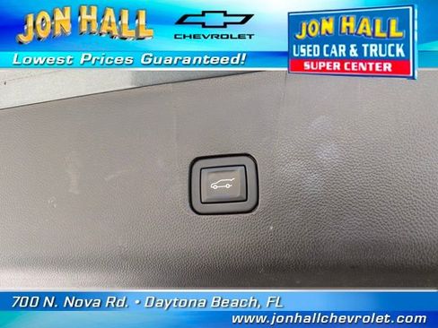 Certified 2023 Chevrolet Traverse LT image 13