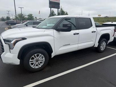 Used 2025 Toyota Tundra SR5 w/ SR5 Convenience Package