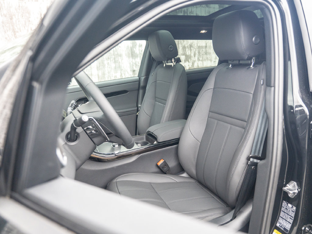 New 2026 Land Rover Range Rover Evoque S AWD/4WD image 19