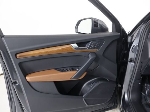Used 2023 Audi Q5 2.0T Premium image 21