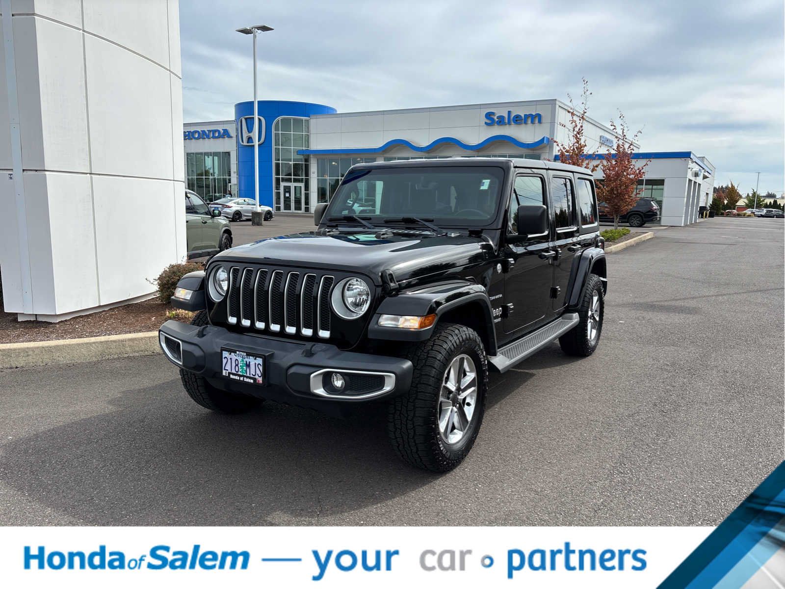 Used 2020 Jeep Wrangler Unlimited Sahara AWD/4WD image 1
